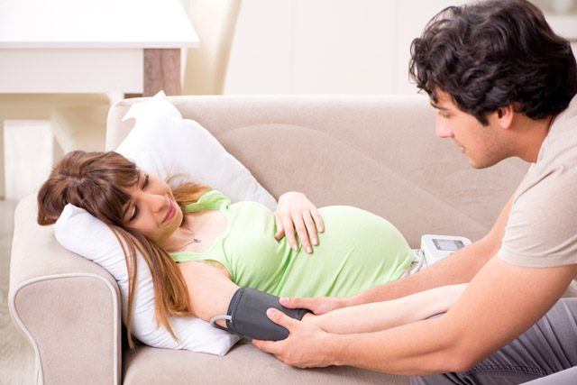 You are currently viewing Hypotension During Pregnancy: Everything You Need to Know